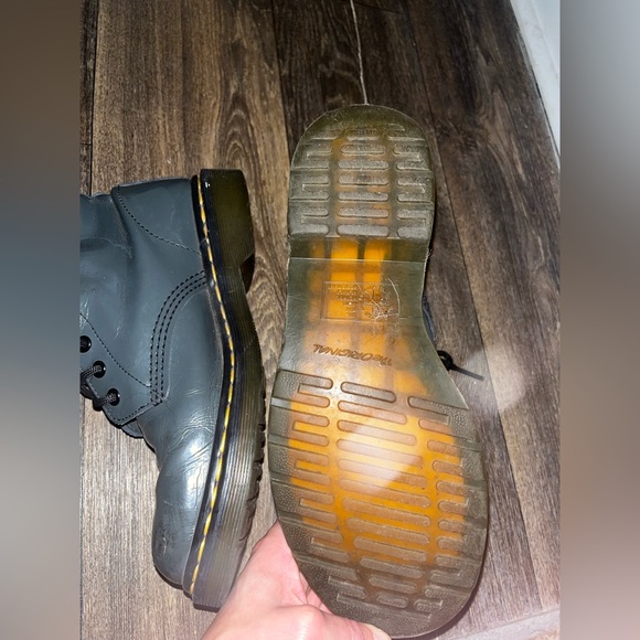 Dr. Marten grey patent leather. Size 9! GUC. - Picture 7 of 7